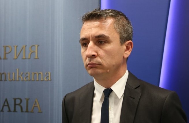 Министърът на енергетиката Александър Николов очаква увеличение на отоплението с